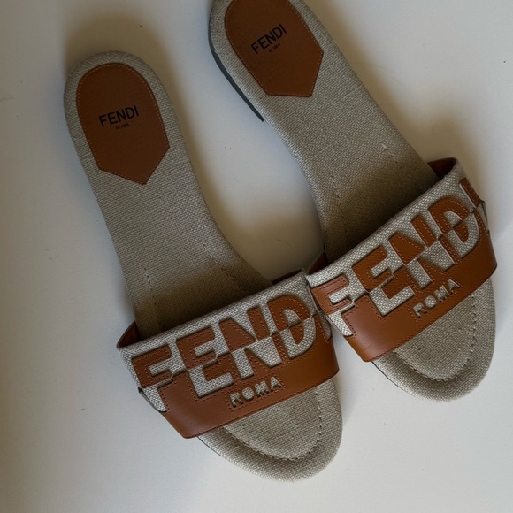 Fendi Shoes - Fendi Tan and Cream Slides